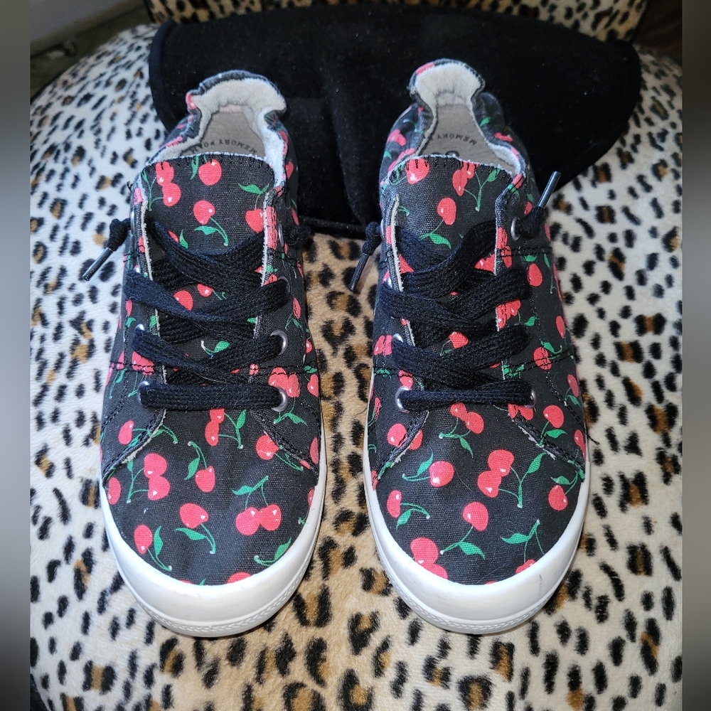 Cherry Print S O slip on shoes. Worn only a few times Have been washed